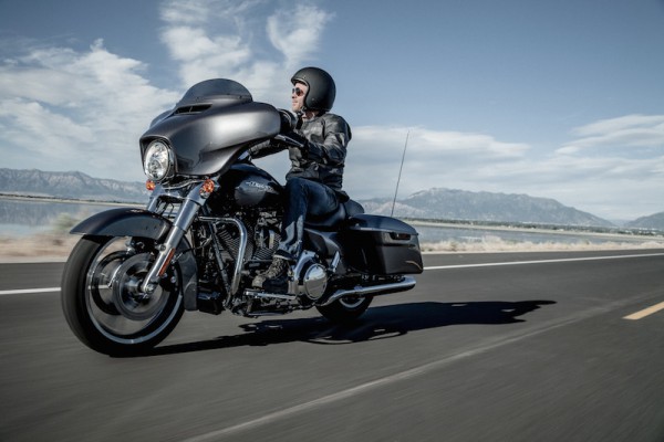 Harley-Davidson-Street-Glide-Discover-More.jpg